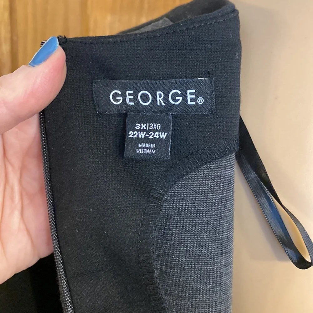 George 3X black and heather gray dress with back kick and long zipper in…